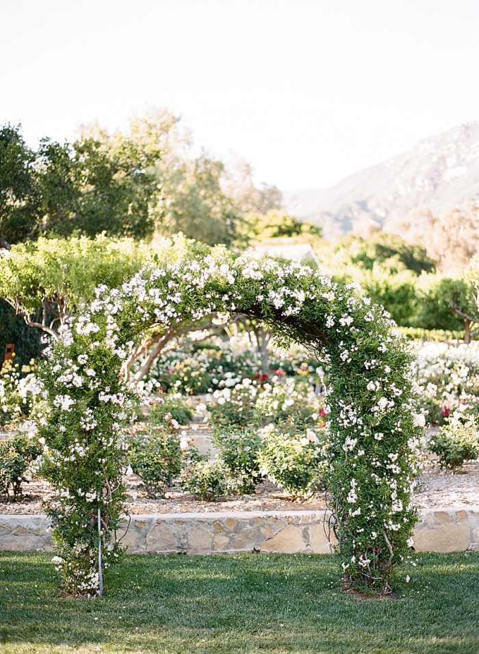 Ashley and Justin's Wedding at San Ysidro Ranch, Santa Barbara, CA. Design by Alexandra Kolendrianos, florals by TOAST photography by Kristen Beinke | www.kristenbeinke.com