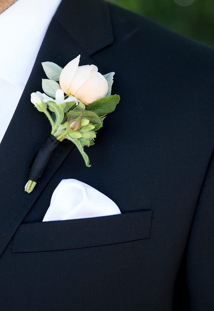 Ashley and Justin's Wedding at San Ysidro Ranch, Santa Barbara, CA. Design by Alexandra Kolendrianos, florals by TOAST photography by Kristen Beinke | www.kristenbeinke.com